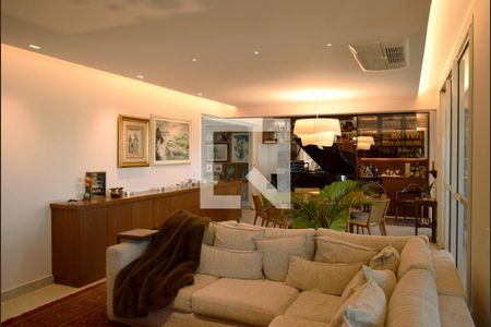 Sala de apartamento à venda com 3 quartos, 215m² em Paraíso, São Paulo