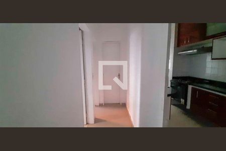 Corredor de apartamento para alugar com 2 quartos, 60m² em Piratininga, Osasco