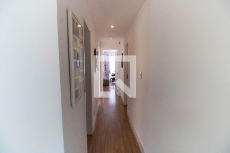 Corredor de casa de condomínio à venda com 3 quartos, 189m² em Engenho do Mato, Niterói