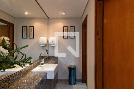 Lavabo de casa para alugar com 2 quartos, 200m² em Várzea da Barra Funda, São Paulo