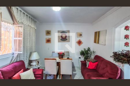 Sala de casa à venda com 2 quartos, 60m² em Irajá, Rio de Janeiro