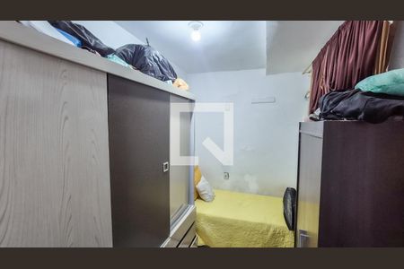 Quarto 1 de casa à venda com 2 quartos, 60m² em Irajá, Rio de Janeiro