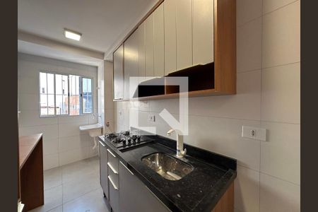 Cozinha de casa de condomínio para alugar com 1 quarto, 24m² em Sacomã, São Paulo