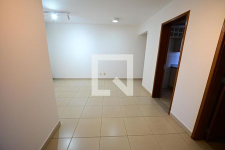 Apartamento à venda com 3 quartos, 81m² em Serrinha, Goiânia