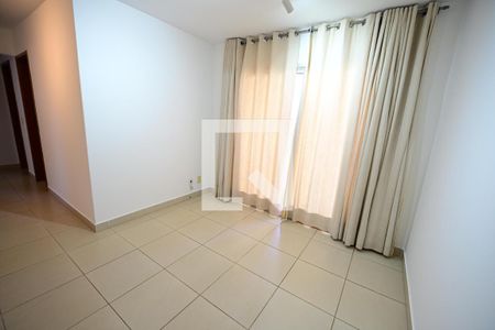 Apartamento à venda com 3 quartos, 81m² em Serrinha, Goiânia