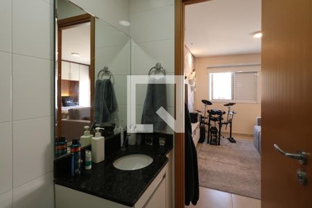 Banheiro de apartamento à venda com 1 quarto, 37m² em Osvaldo Cruz, São Caetano do Sul