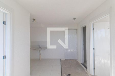 Sala/Cozinha/Área de Serviço  de apartamento à venda com 2 quartos, 33m² em Vila Silvia, São Paulo