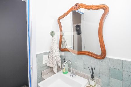 Lavabo de apartamento à venda com 2 quartos, 70m² em Perdizes, São Paulo