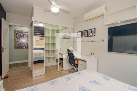 Quarto 1 de apartamento para alugar com 2 quartos, 90m² em Petrópolis, Porto Alegre