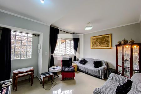 Casa à venda com 3 quartos, 220m² em Vila Prudente, São Paulo