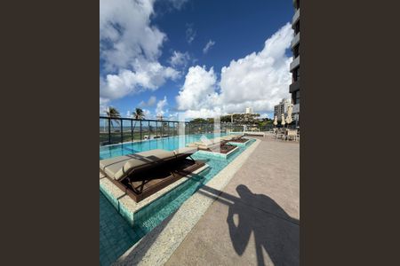 Piscina de kitnet/studio para alugar com 1 quarto, 39m² em Jaguaribe, Salvador