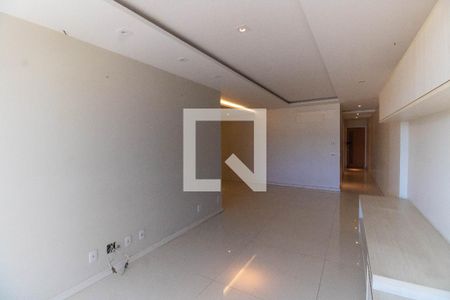Sala de apartamento para alugar com 4 quartos, 180m² em Piratininga, Niterói