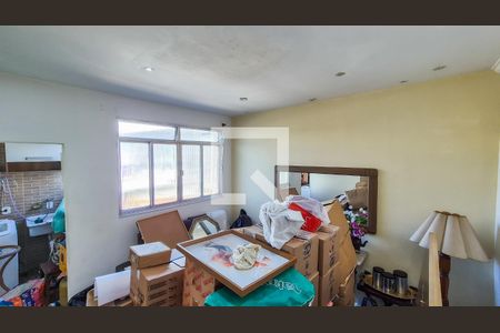 Casa à venda com 3 quartos, 75m² em Bonsucesso, Rio de Janeiro