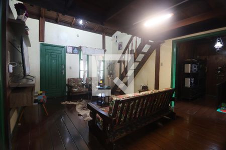 Sala de casa à venda com 3 quartos, 182m² em Estância Velha, Canoas
