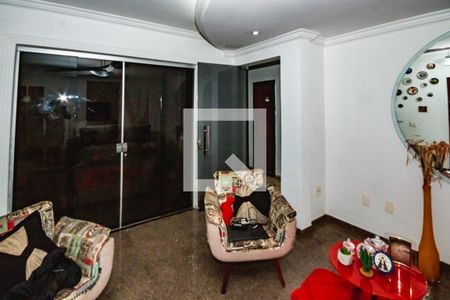 Casa à venda com 4 quartos, 600m² em Santa Terezinha, Belo Horizonte