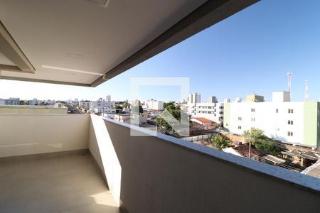 Varanda de apartamento para alugar com 3 quartos, 82m² em Santa Mônica, Uberlândia
