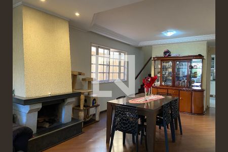 Sala  de casa de condomínio para alugar com 3 quartos, 156m² em Jardim Rosa Maria, São Paulo