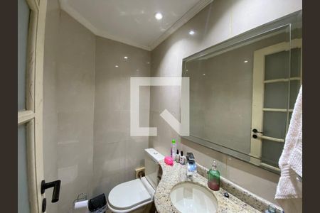 Lavabo de casa de condomínio para alugar com 3 quartos, 156m² em Jardim Rosa Maria, São Paulo