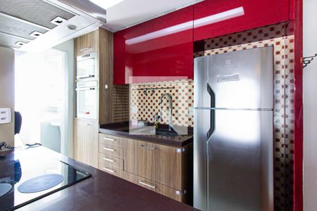 Cozinha de apartamento para alugar com 2 quartos, 65m² em Vila Romana, São Paulo