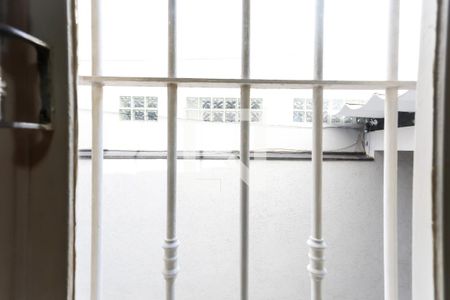 sala vista de apartamento para alugar com 2 quartos, 75m² em Vila Sonia, São Paulo