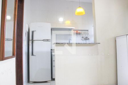 sala de apartamento para alugar com 1 quarto, 40m² em Jardim Excelcior, Cabo Frio