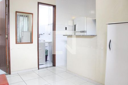 Sala de apartamento para alugar com 1 quarto, 40m² em Jardim Excelcior, Cabo Frio