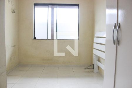 Quarto de apartamento para alugar com 1 quarto, 40m² em Jardim Excelcior, Cabo Frio