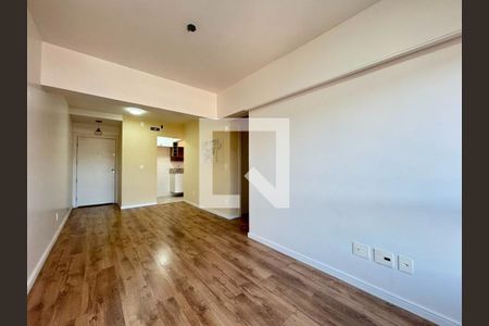 Sala de apartamento para alugar com 2 quartos, 58m² em Medianeira, Porto Alegre
