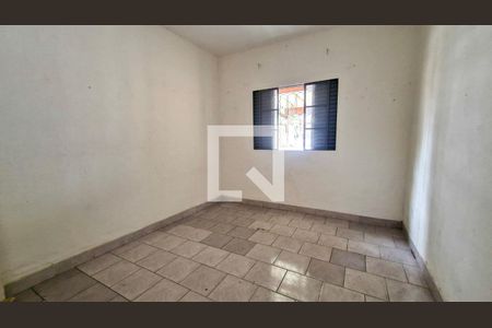 Quarto de casa para alugar com 3 quartos, 100m² em Socorro, São Paulo