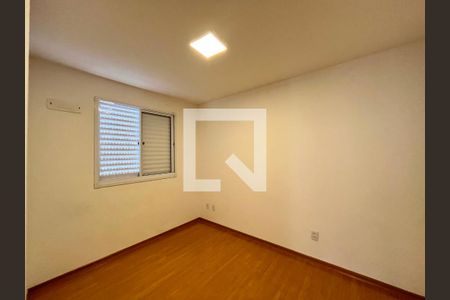 Quarto 1 de apartamento para alugar com 2 quartos, 43m² em Fundacao da Casa Popular, Campinas