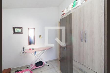Quarto 2 de casa à venda com 3 quartos, 130m² em Conjunto Residencial José Bonifácio, São Paulo