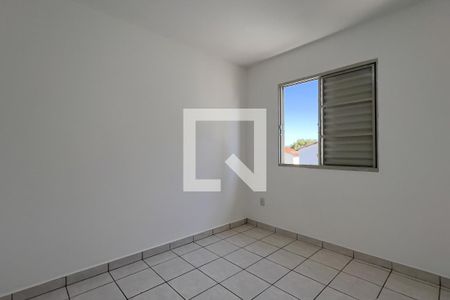 Quarto 1 de apartamento para alugar com 2 quartos, 42m² em Vila Nova Bonsucesso, Guarulhos