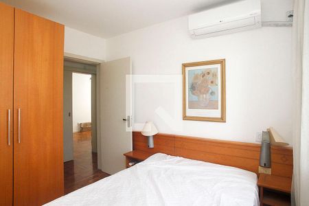 Quarto 1 Suíte de apartamento para alugar com 2 quartos, 69m² em Higienópolis, Porto Alegre