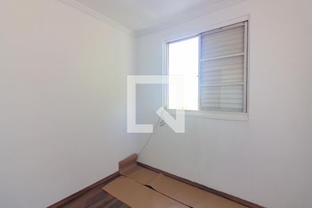Quarto 2 de apartamento para alugar com 2 quartos, 48m² em Quitaúna, Osasco