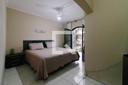 Suíte de casa para alugar com 3 quartos, 240m² em Jardim Triana, São Paulo