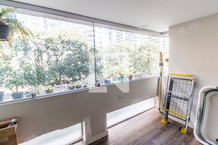 Varanda de apartamento à venda com 4 quartos, 127m² em Alphaville Industrial, Barueri