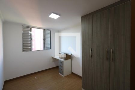 Quarto 2 de apartamento para alugar com 3 quartos, 72m² em Jardim Prudência, Diadema