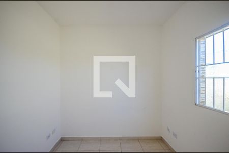 Quarto de casa para alugar com 1 quarto, 70m² em Vila Mangalot, São Paulo