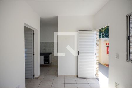 Sala de casa para alugar com 1 quarto, 70m² em Vila Mangalot, São Paulo