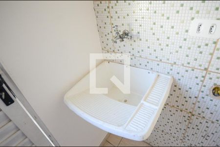 Cozinha de casa para alugar com 1 quarto, 70m² em Vila Mangalot, São Paulo