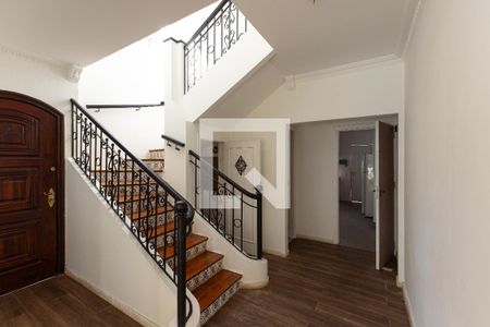 Hall de casa para alugar com 4 quartos, 400m² em Jardim Luzitania, São Paulo