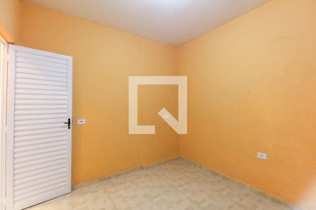 Quarto 2 de casa para alugar com 2 quartos, 85m² em Parque Guaianazes, São Paulo