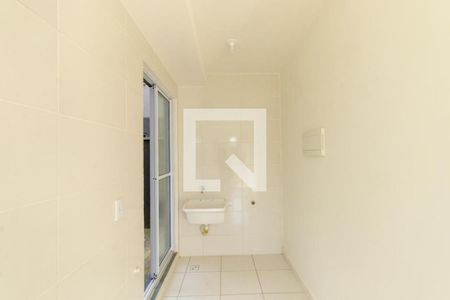 Sala/Cozinha de apartamento para alugar com 2 quartos, 44m² em Lamenha Grande, Curitiba