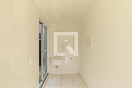 Sala/Cozinha de apartamento para alugar com 2 quartos, 44m² em Lamenha Grande, Curitiba