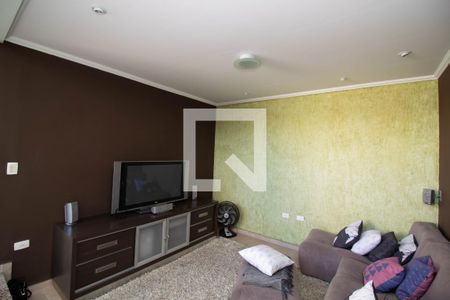 Sala de TV de casa à venda com 4 quartos, 277m² em Vila Rosalia, Guarulhos