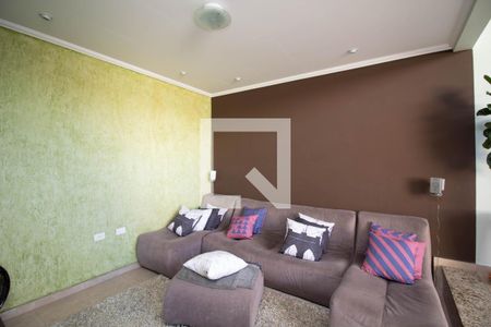 Sala de TV de casa à venda com 4 quartos, 277m² em Vila Rosalia, Guarulhos
