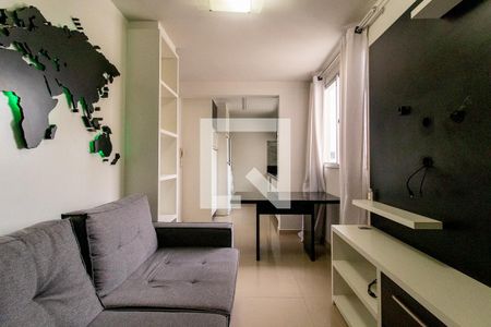 Sala de apartamento para alugar com 2 quartos, 48m² em Pinheirinho, Curitiba