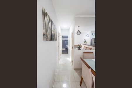 Corredor de apartamento para alugar com 3 quartos, 72m² em Nucleo Residencial Celia Mota, Barueri