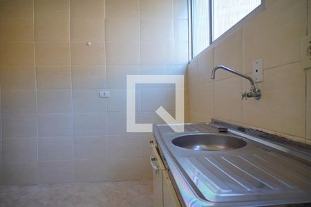 Cozinha/Área de serviço  de apartamento para alugar com 2 quartos, 70m² em Petrópolis, Porto Alegre