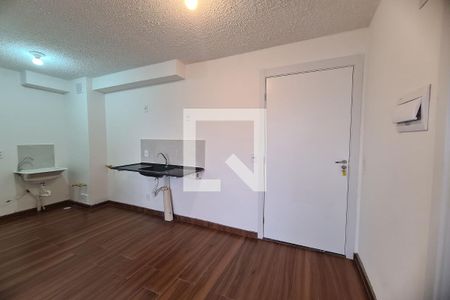 Cozinha e Área de Serviço de apartamento para alugar com 2 quartos, 34m² em Vila Ema, São Paulo
